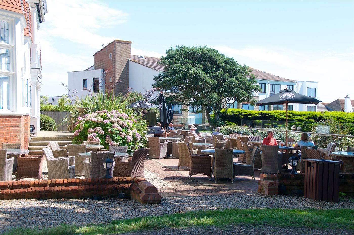 beach-house-milford-on-sea-pub-restaurant-hotel-rooms